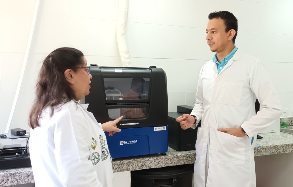 Panamá busca crear un antiveneno específico para picadas de escorpiones que habitan solo en ese&nbsp;país