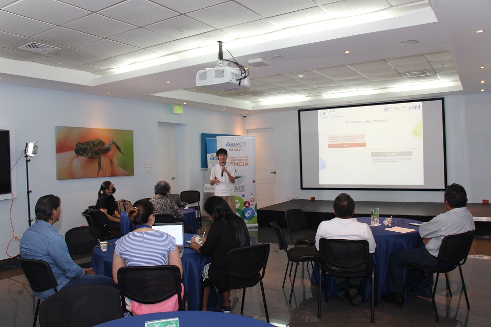 La Senacyt realiza Café Científico “Redes de sensores para el monitoreo de cultivos&nbsp;agrícolas”