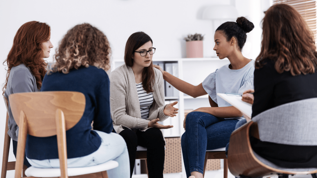 Realizan estudio sobre psicoterapia grupal breve para disminuir ansiedad en cuidadores de pacientes&nbsp;oncológicos