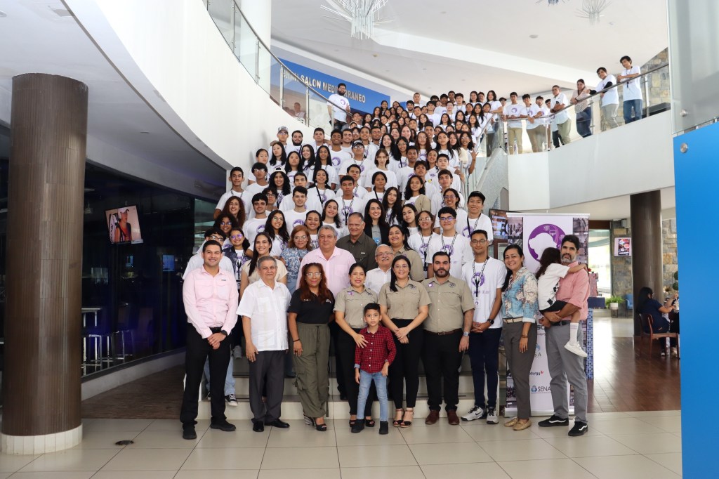 Estudiantes del interior participan en el «Campamento Tecnológico para Jóvenes en STEM&nbsp;2024»